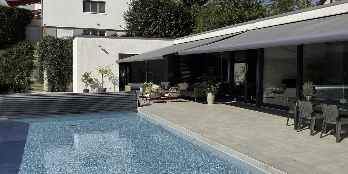 Terrasse et piscine
